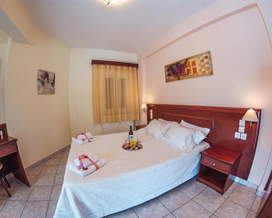 Venardos Hotel Agia Pelagia  Bagian luar foto