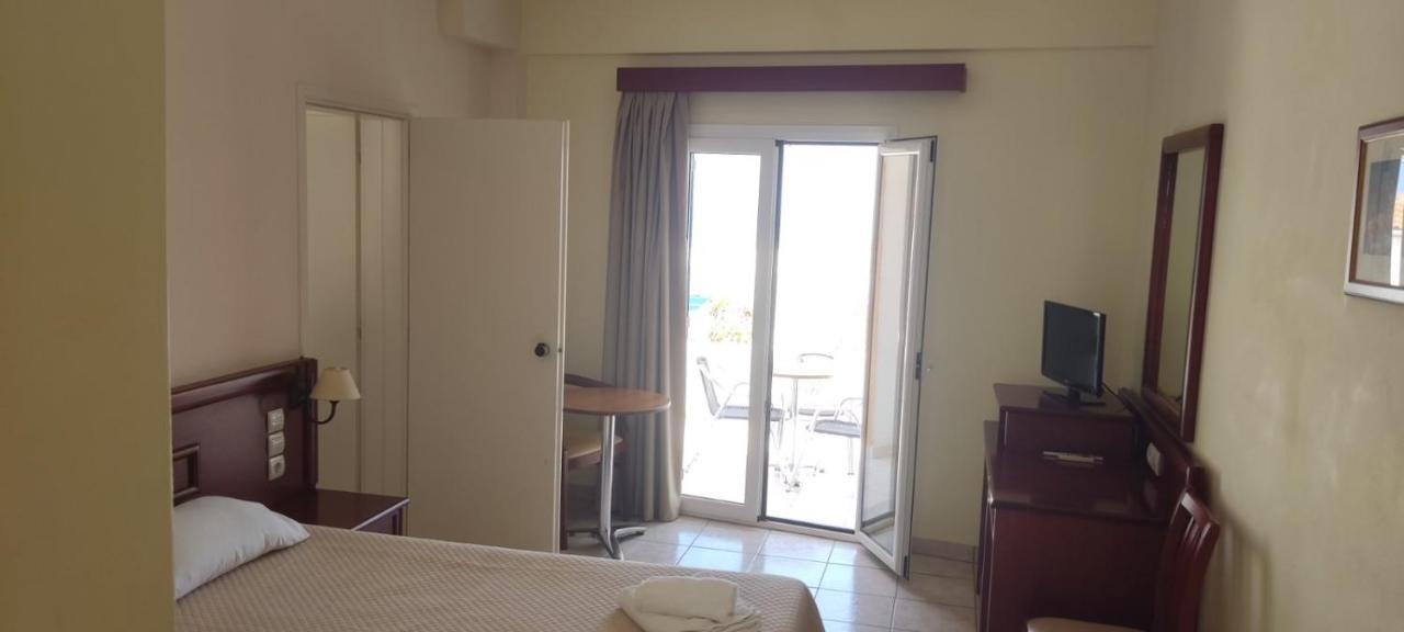 Venardos Hotel Agia Pelagia  Bagian luar foto